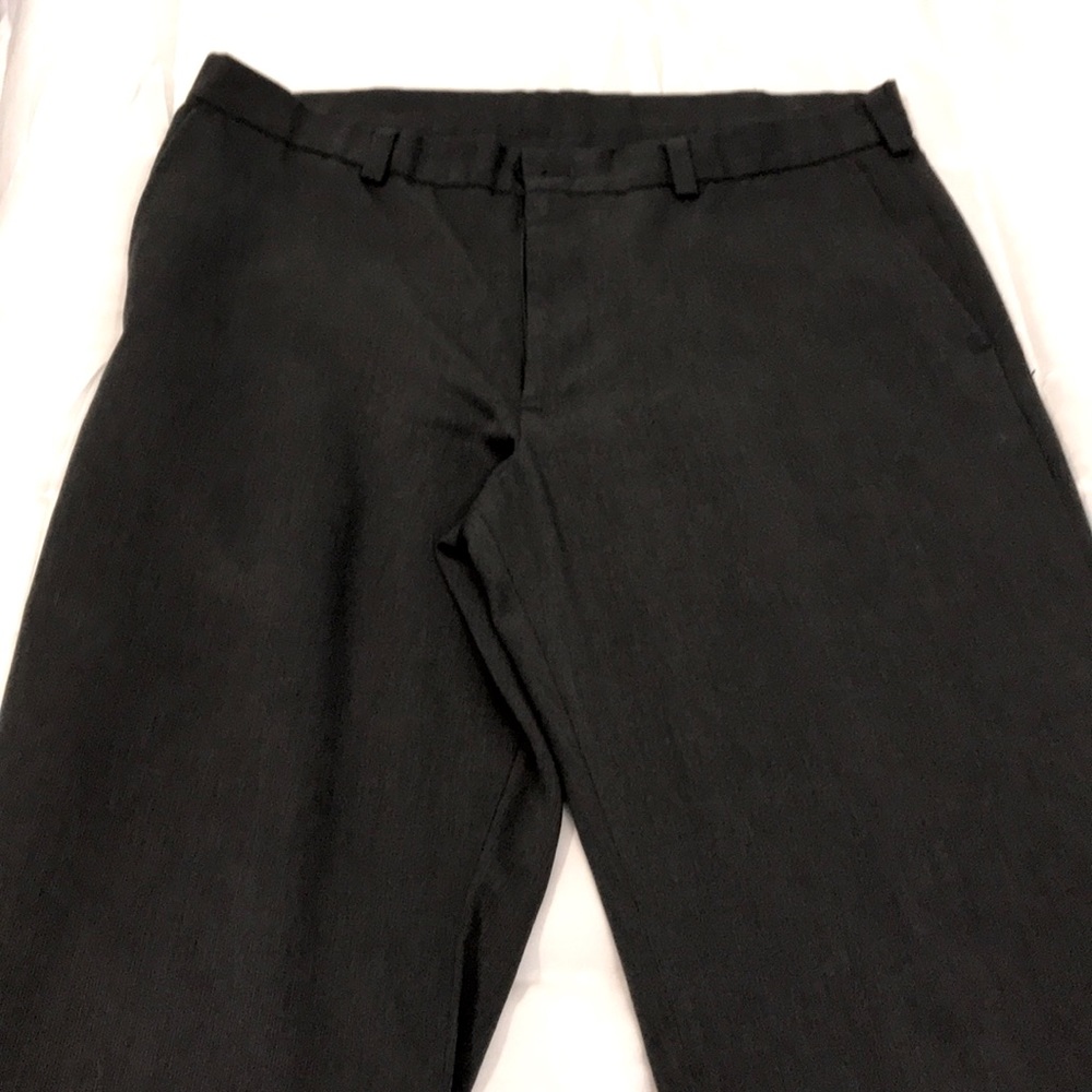 IZOD men’s flat front dress slacks 36x32